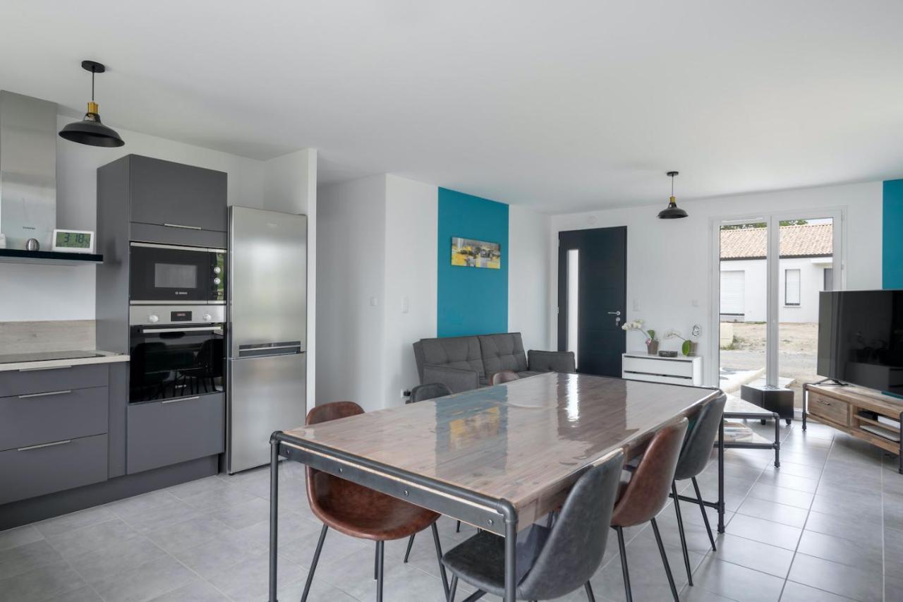 Maison Moderne Pour 7 Personnes A Saint-Michel-Chef-Chef Exterior photo